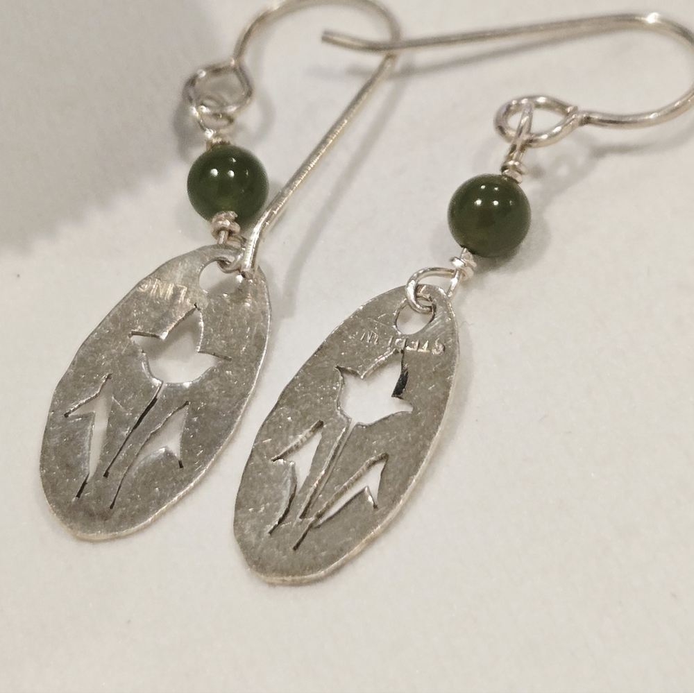 Artisan Hammered Sterling Silver Flower Earrings With Green Natural Gemstone - Picture 3 of 5